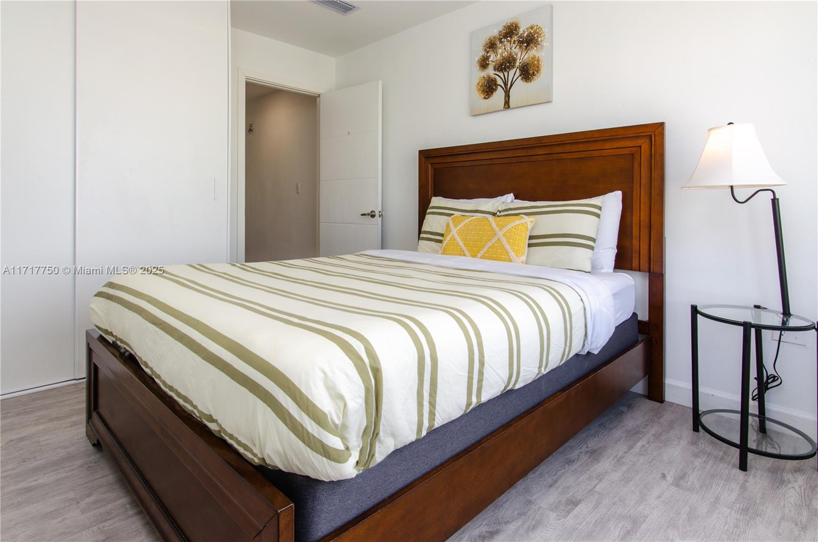 PARADISE GARDENS - Residential Lease
