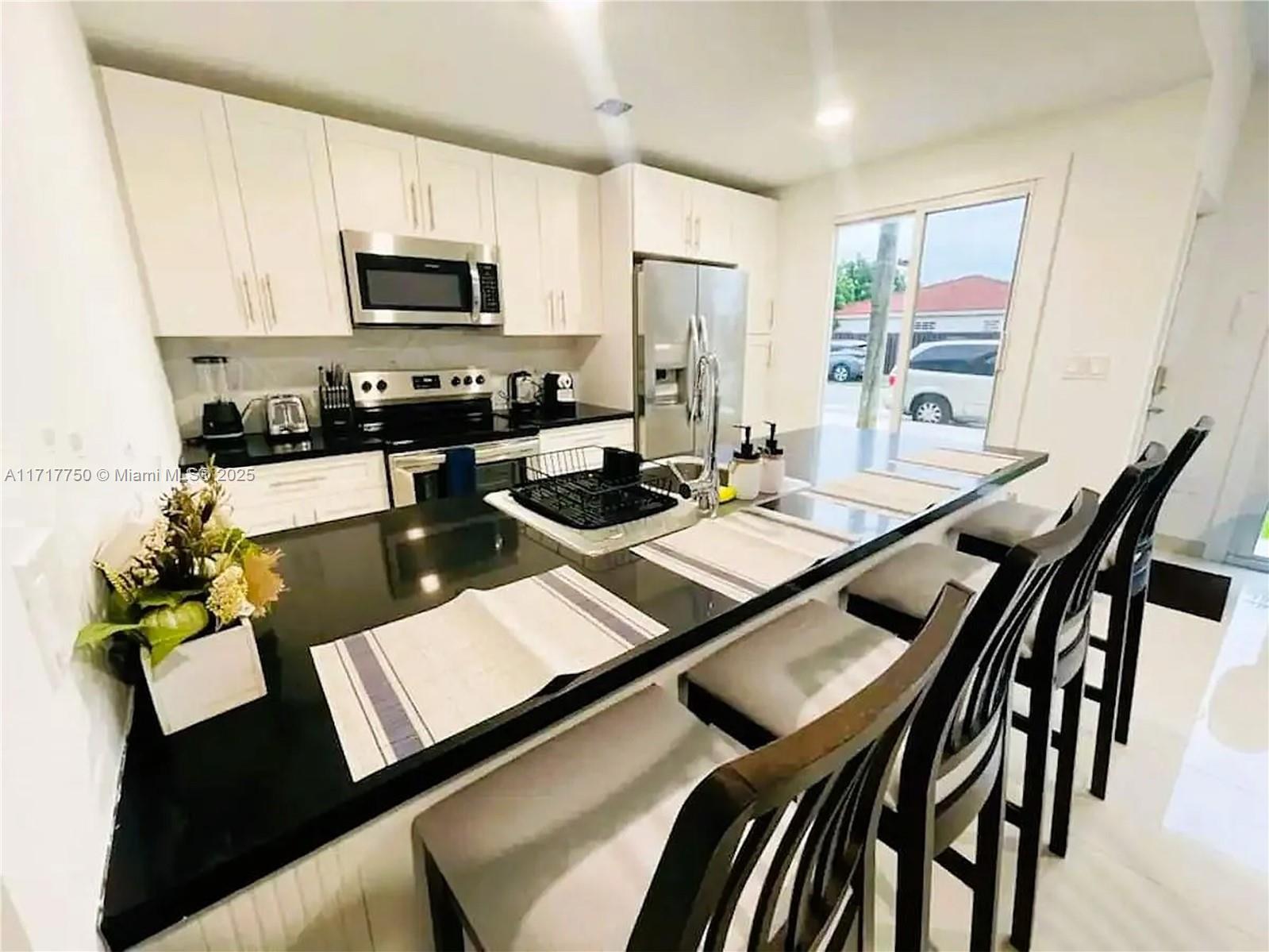 PARADISE GARDENS - Residential Lease
