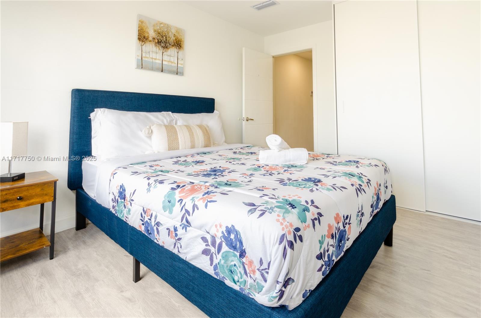 PARADISE GARDENS - Residential Lease