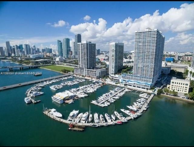 THE GRAND FKA VENETIA - Residential Lease
