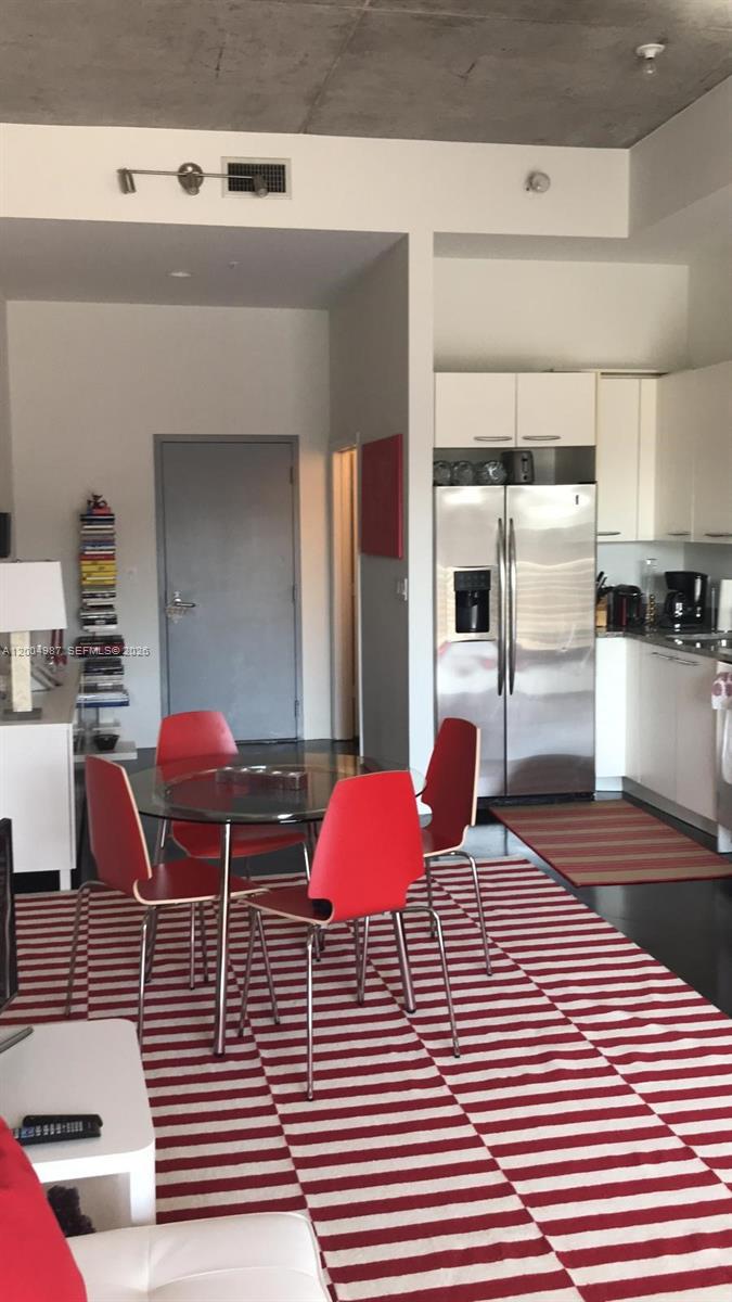 THE MERIDIAN CONDO - Residential