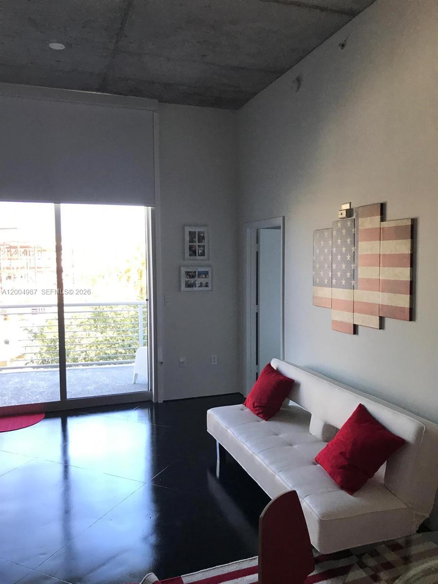 THE MERIDIAN CONDO - Residential