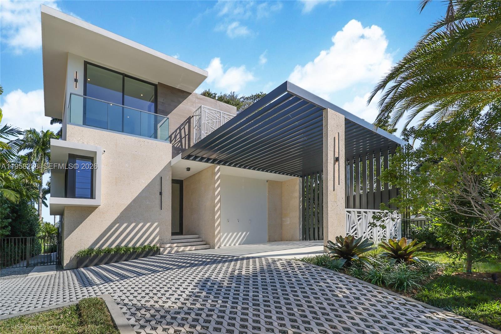 LA GORCE GOLF SUB - Residential
