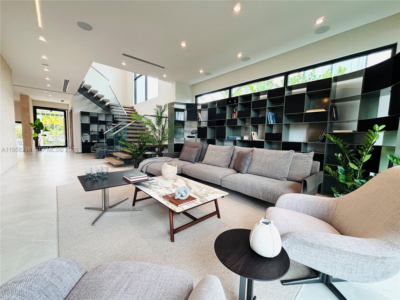 LA GORCE GOLF SUB - Residential