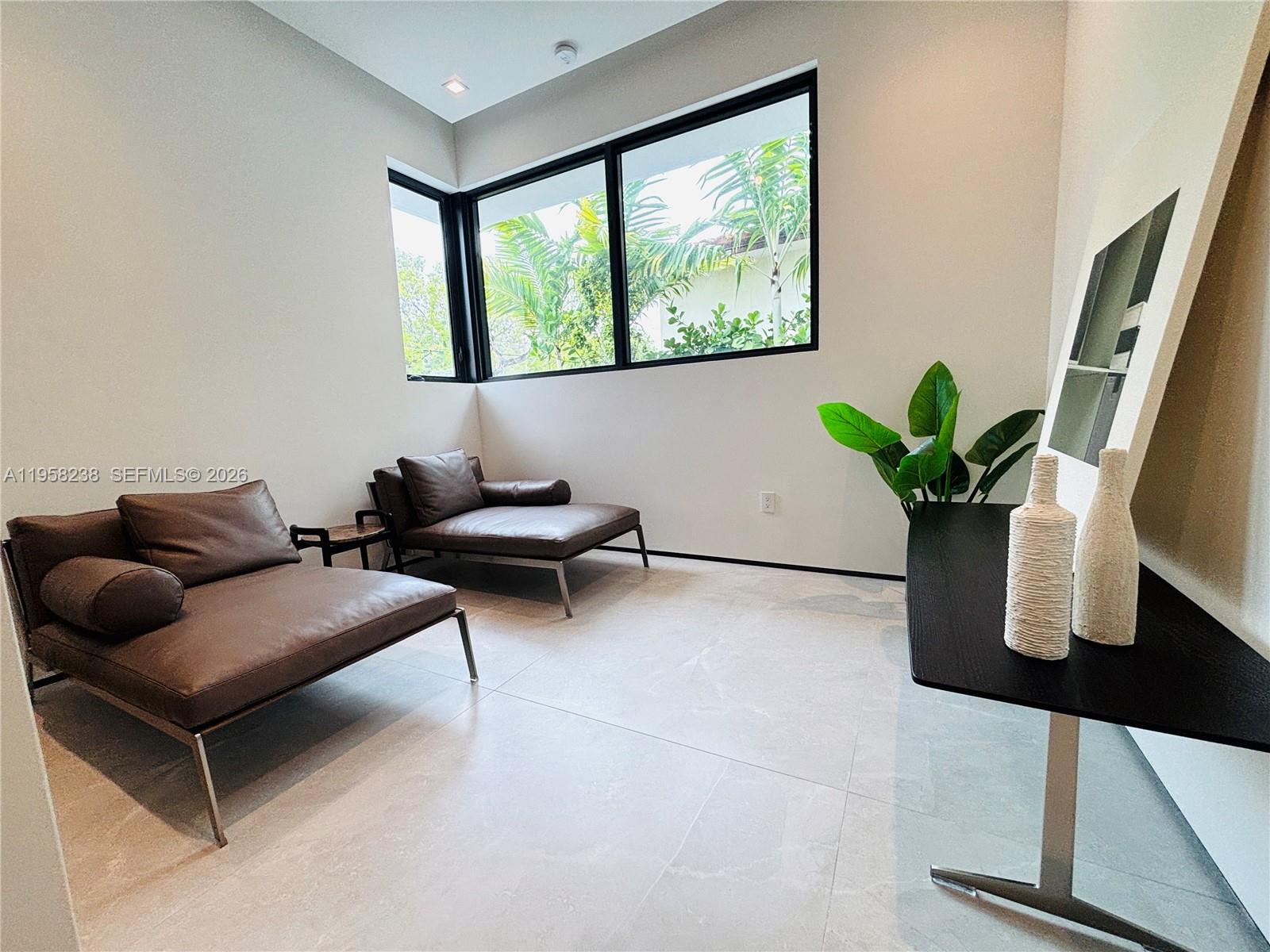 LA GORCE GOLF SUB - Residential
