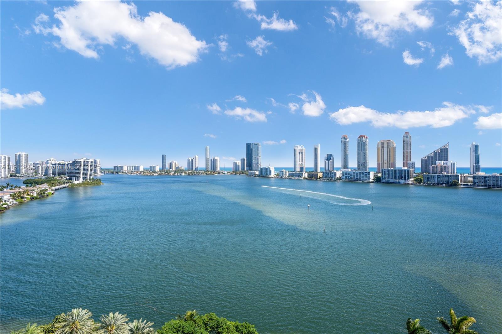 2600 ISL BLVD WILLIAMS IS - Residential