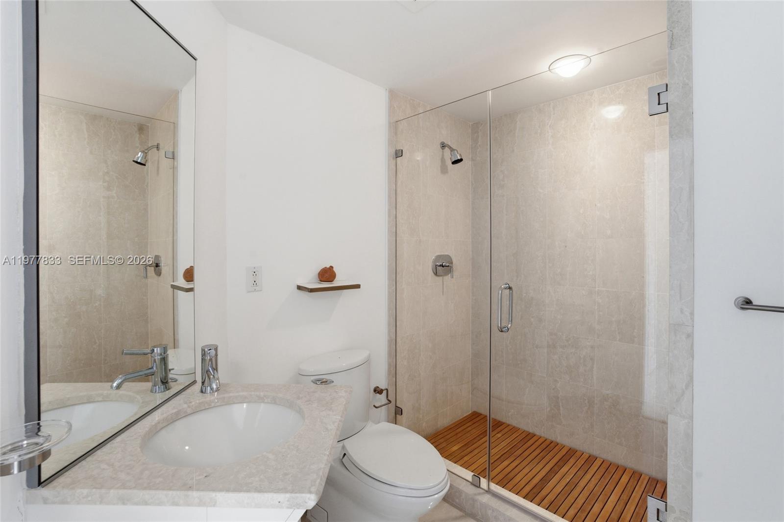 GROVENOR HOUSE CONDO - Residential