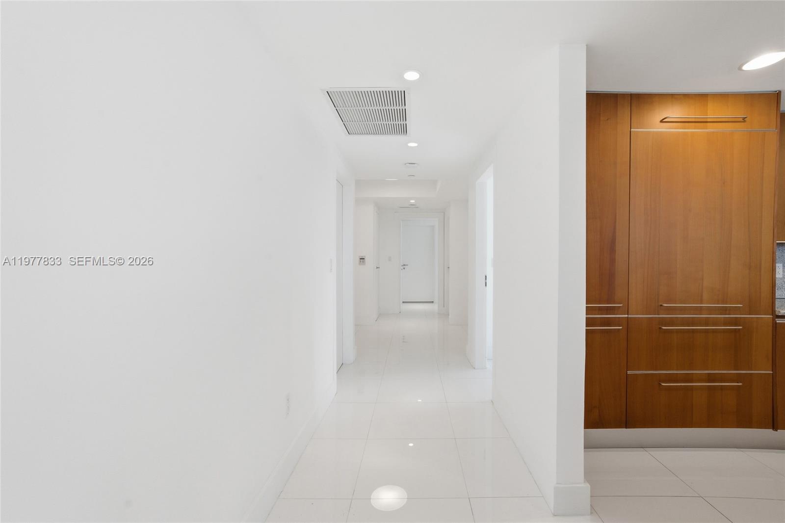 GROVENOR HOUSE CONDO - Residential