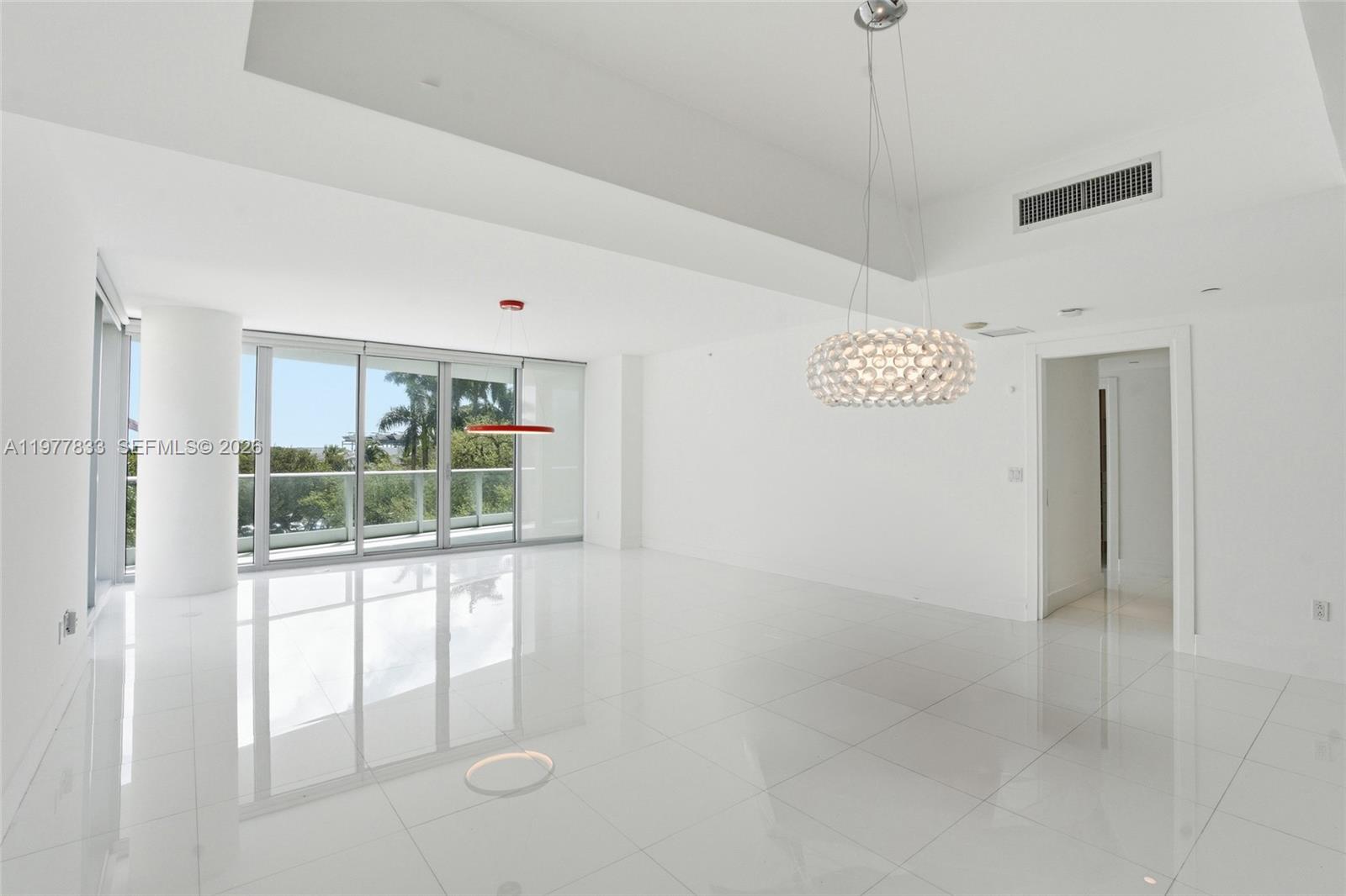 GROVENOR HOUSE CONDO - Residential