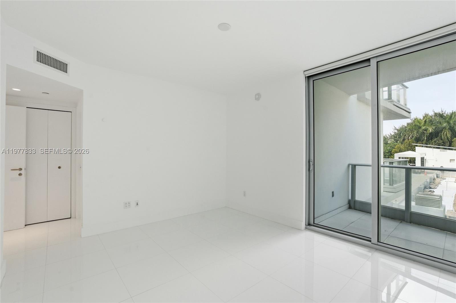 GROVENOR HOUSE CONDO - Residential