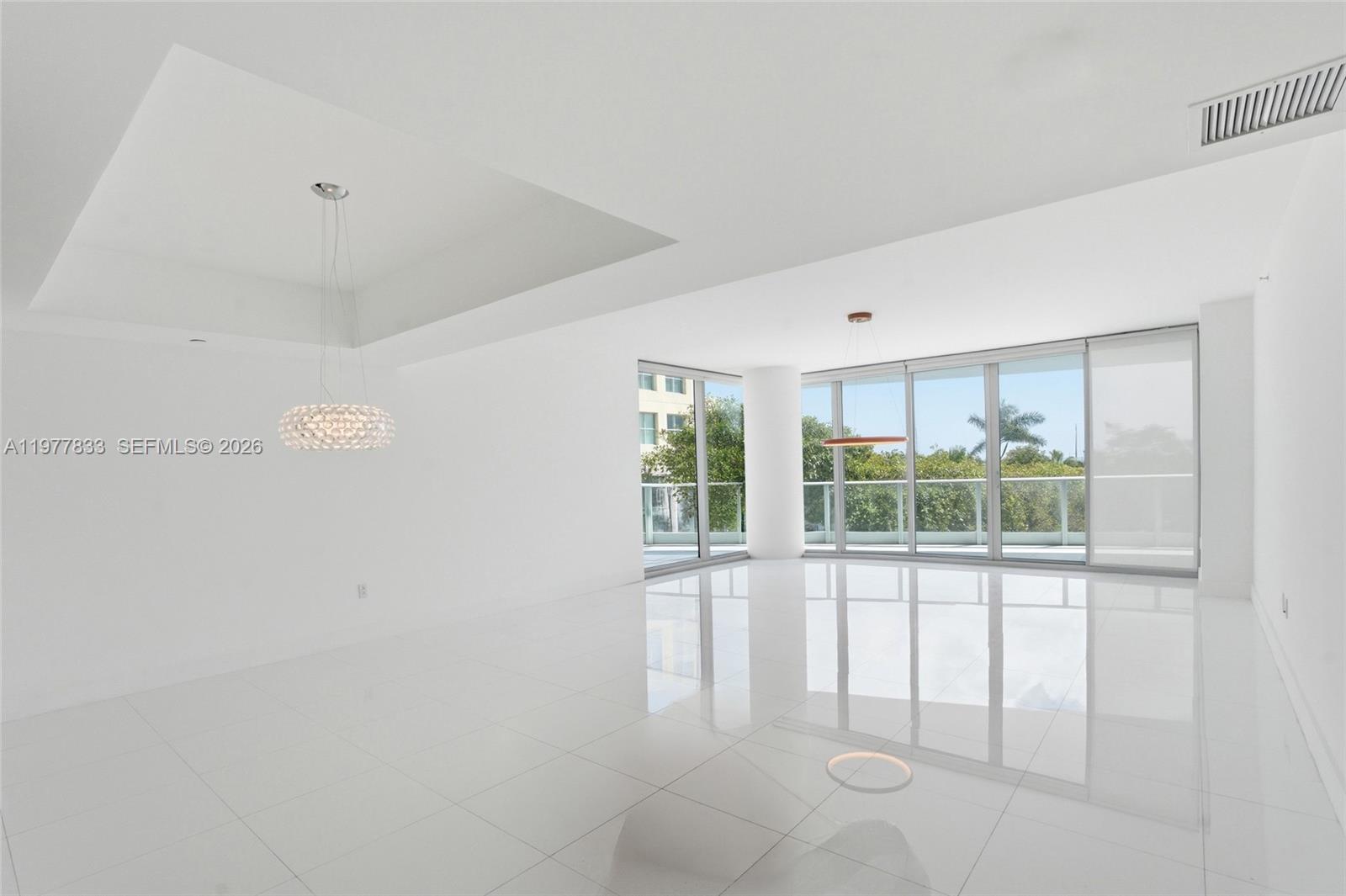 GROVENOR HOUSE CONDO - Residential