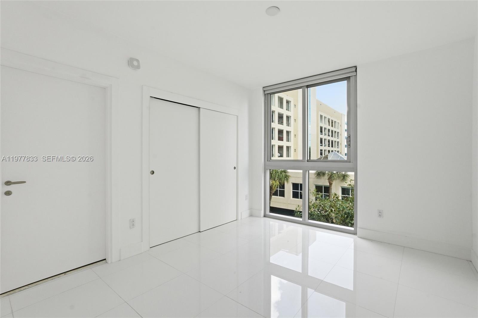 GROVENOR HOUSE CONDO - Residential