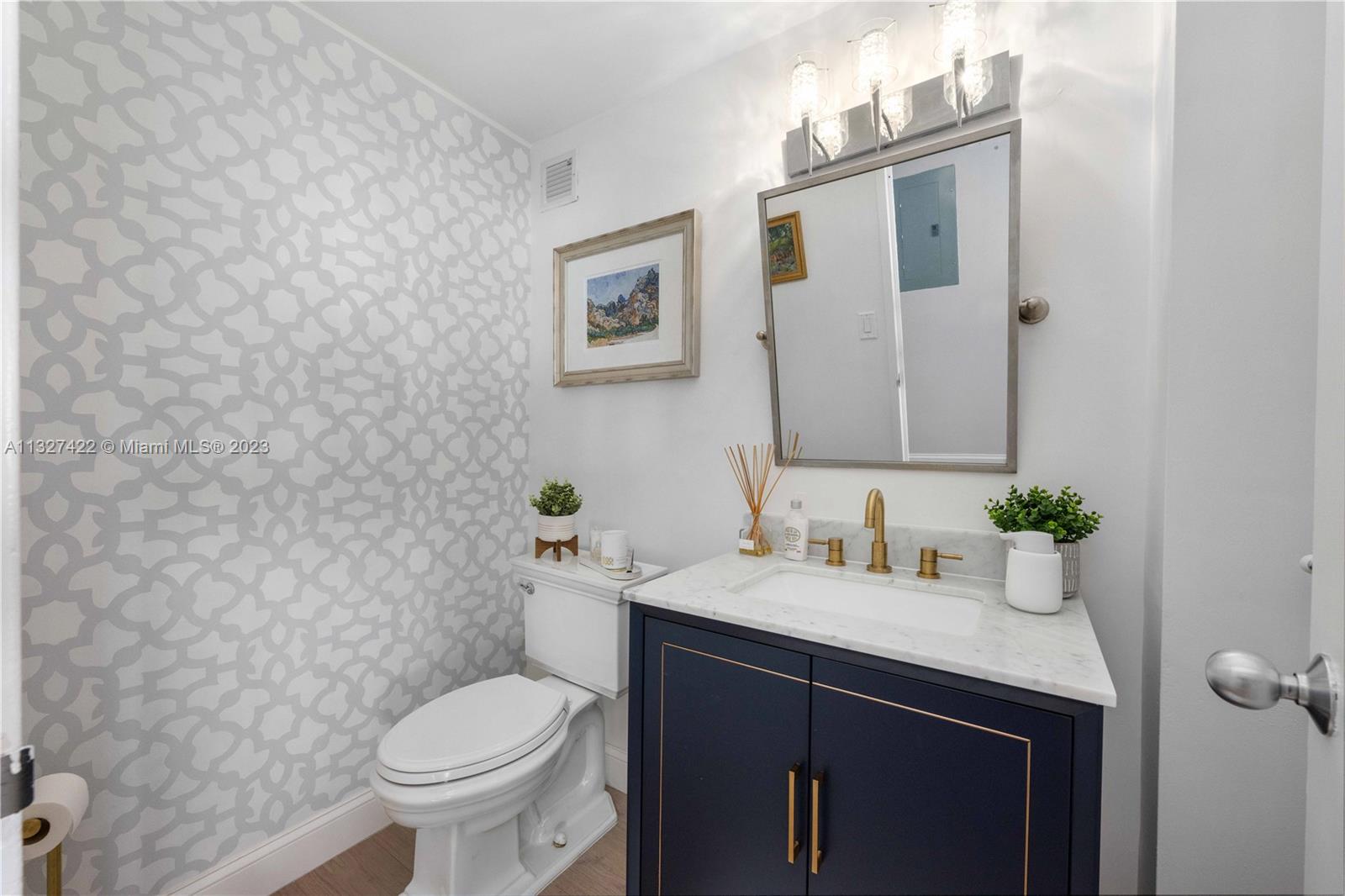 BLAIR HOUSE CONDO - WEST - Residential