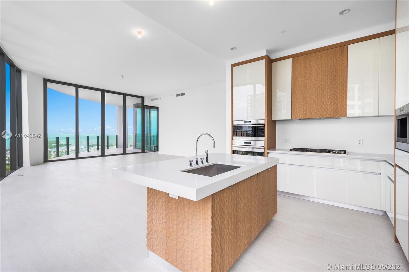 ONE PARK GROVE - Residential