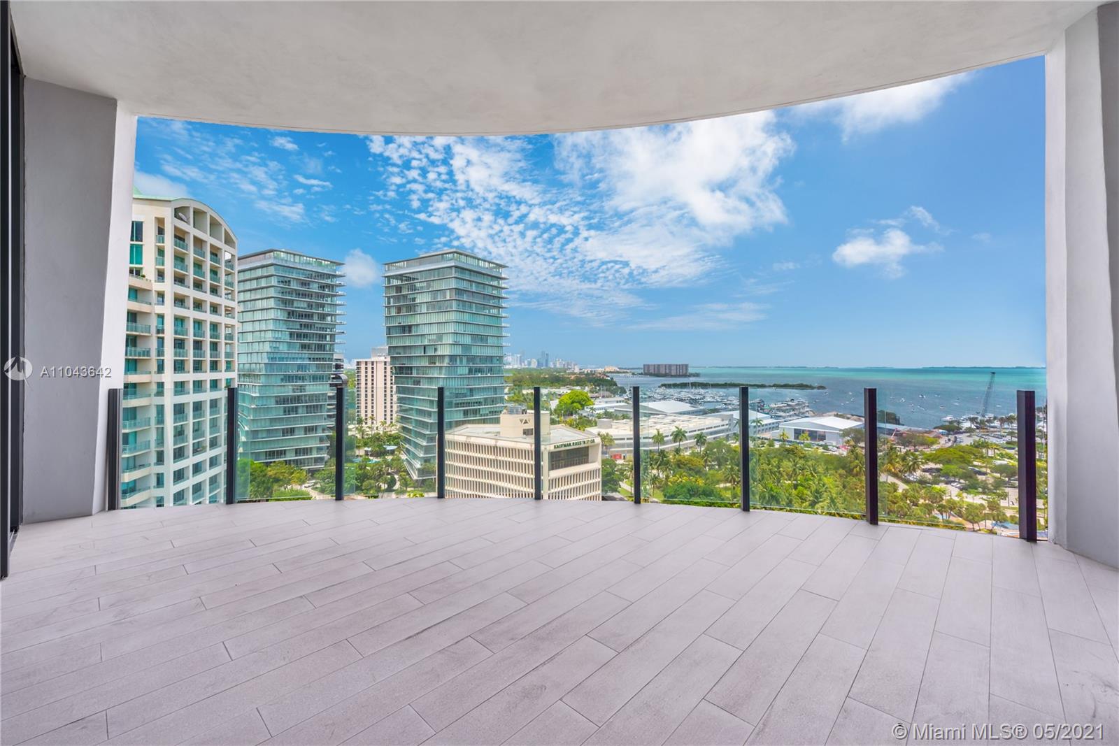 ONE PARK GROVE - Residential