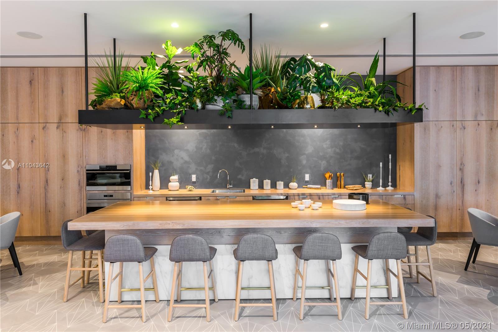 ONE PARK GROVE - Residential