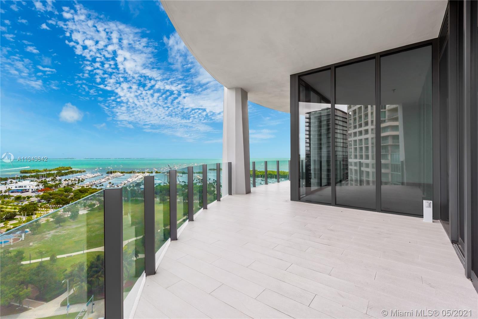 ONE PARK GROVE - Residential
