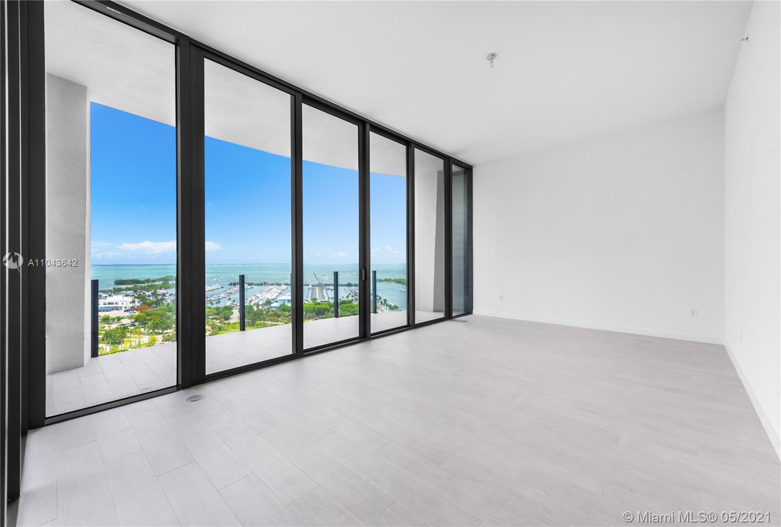 ONE PARK GROVE - Residential