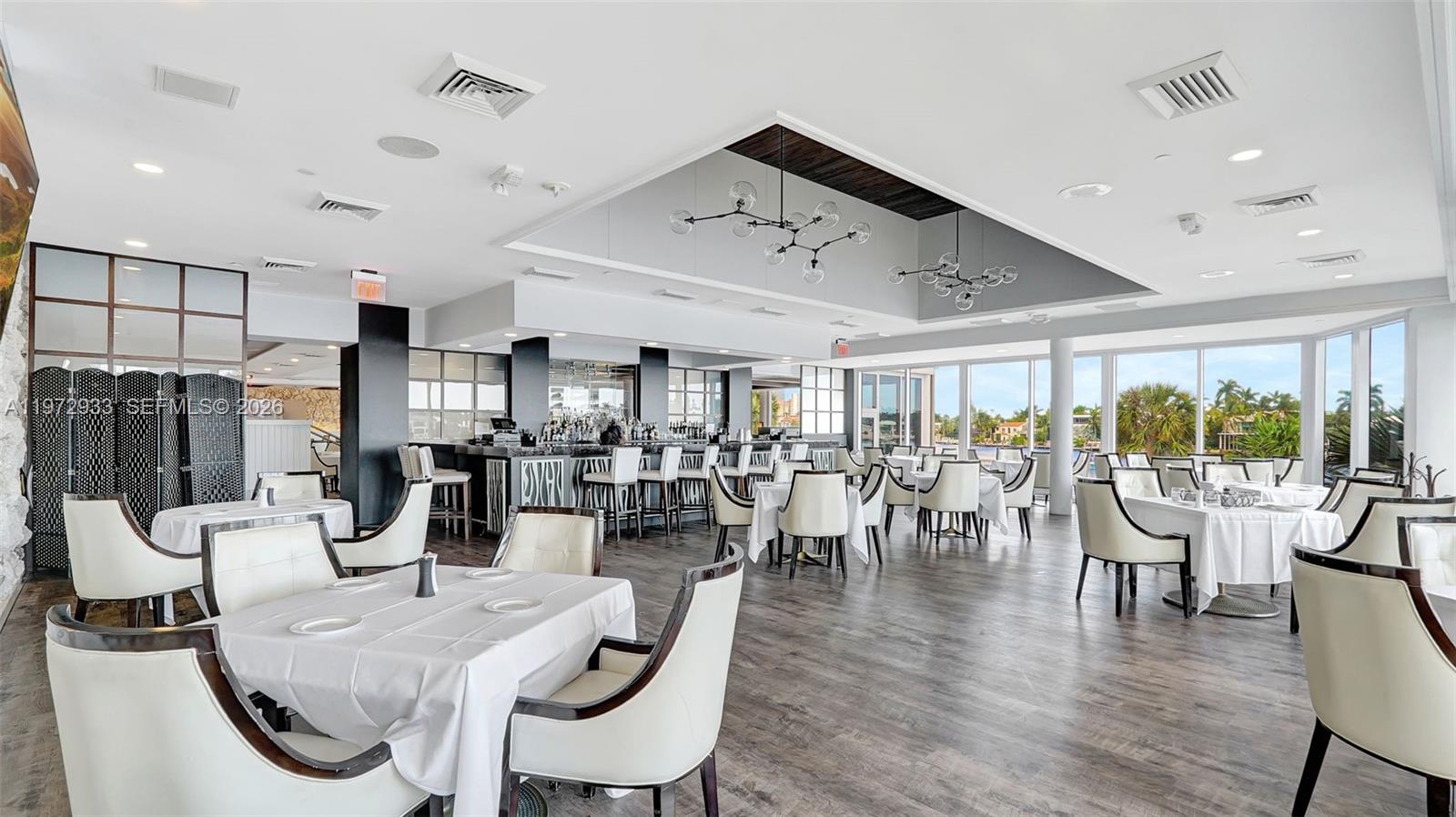 HAMPTONS WEST CONDO - Residential