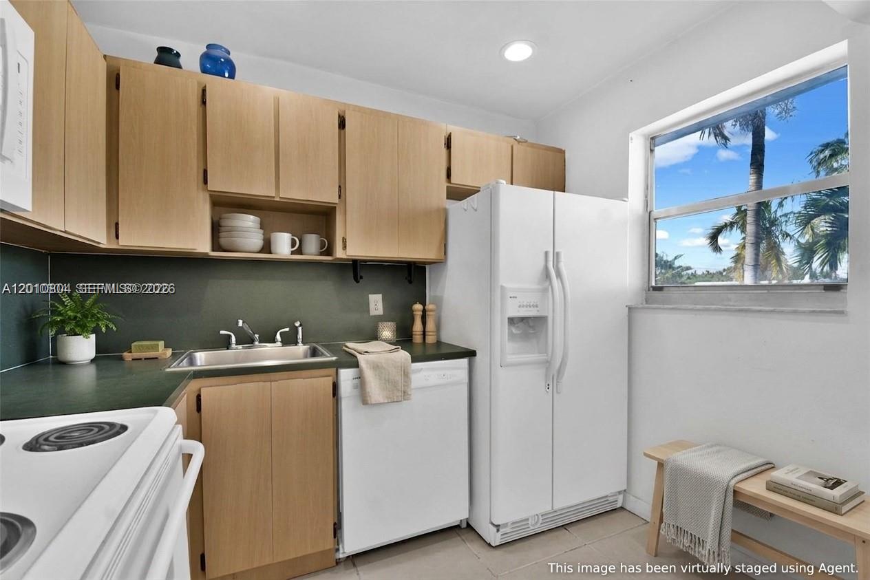 EUCLID PLAZA CONDO - Residential