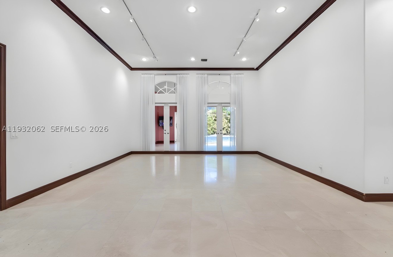 SOUTH MITCHELL MANORS - Residential