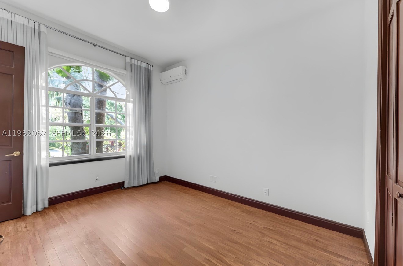 SOUTH MITCHELL MANORS - Residential