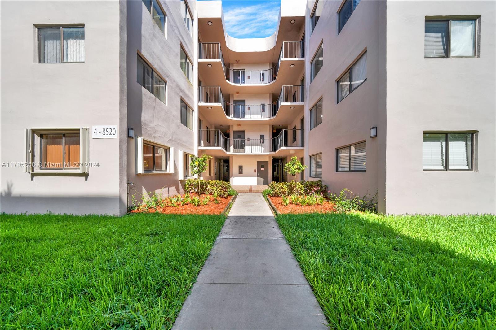 HORIZONS WEST CONDO #4 - Residential Lease