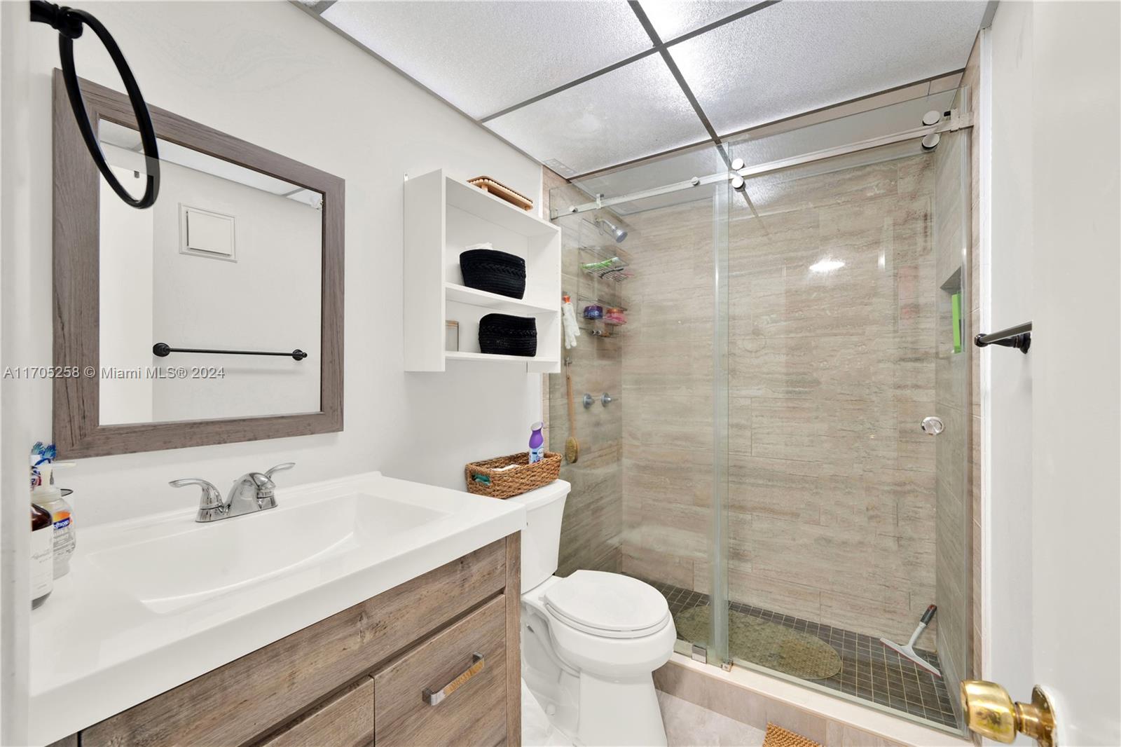 HORIZONS WEST CONDO #4 - Residential Lease