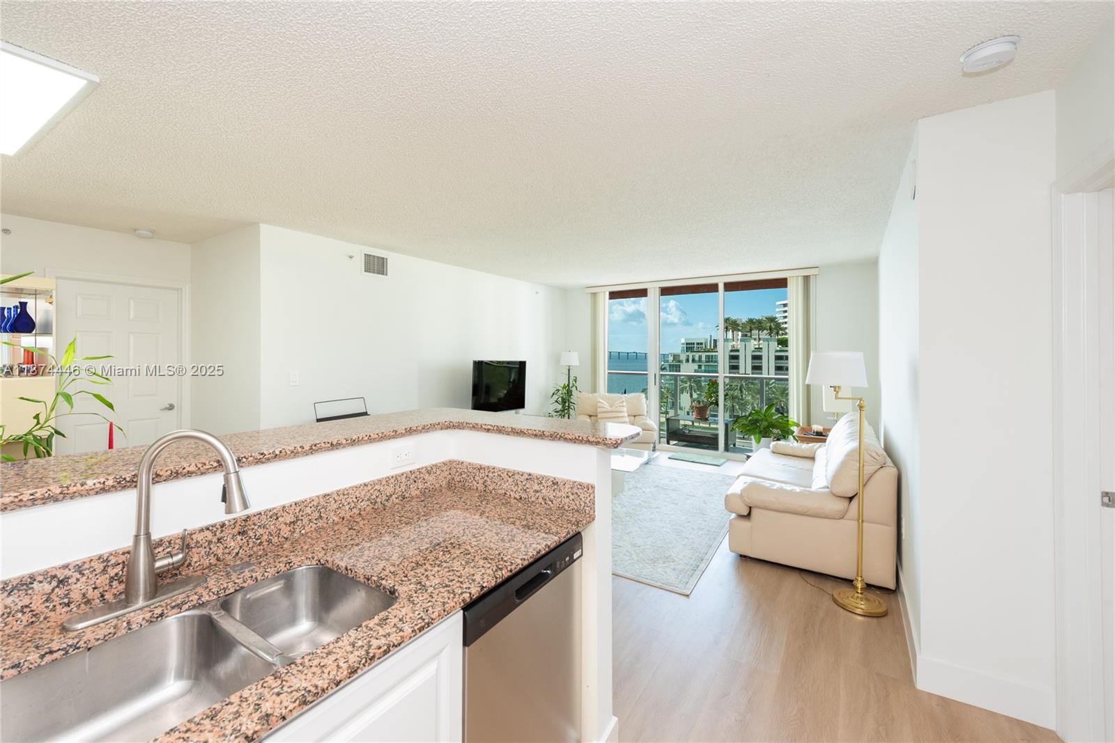 The Mark on Brickell Condo - Residential