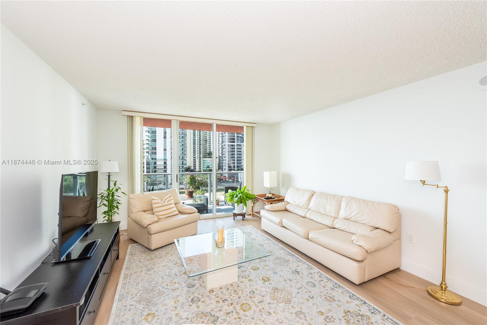 The Mark on Brickell Condo - Residential