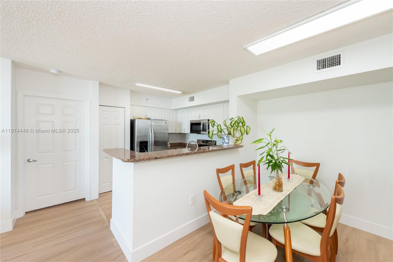 The Mark on Brickell Condo - Residential