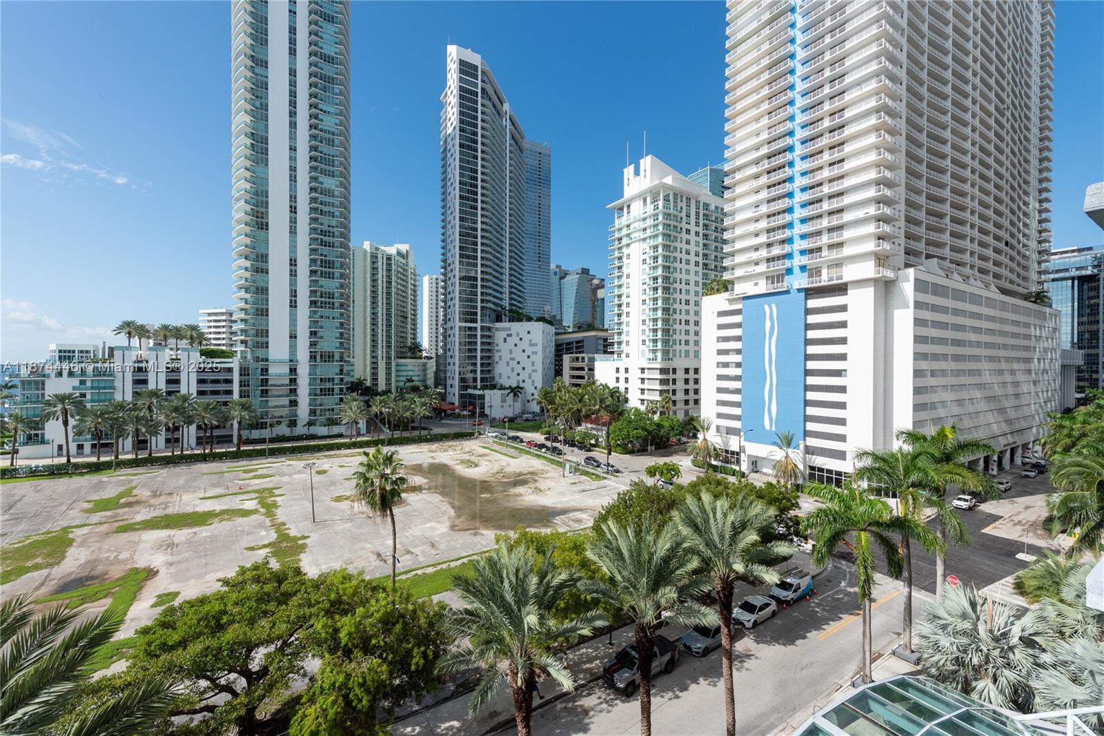 The Mark on Brickell Condo - Residential