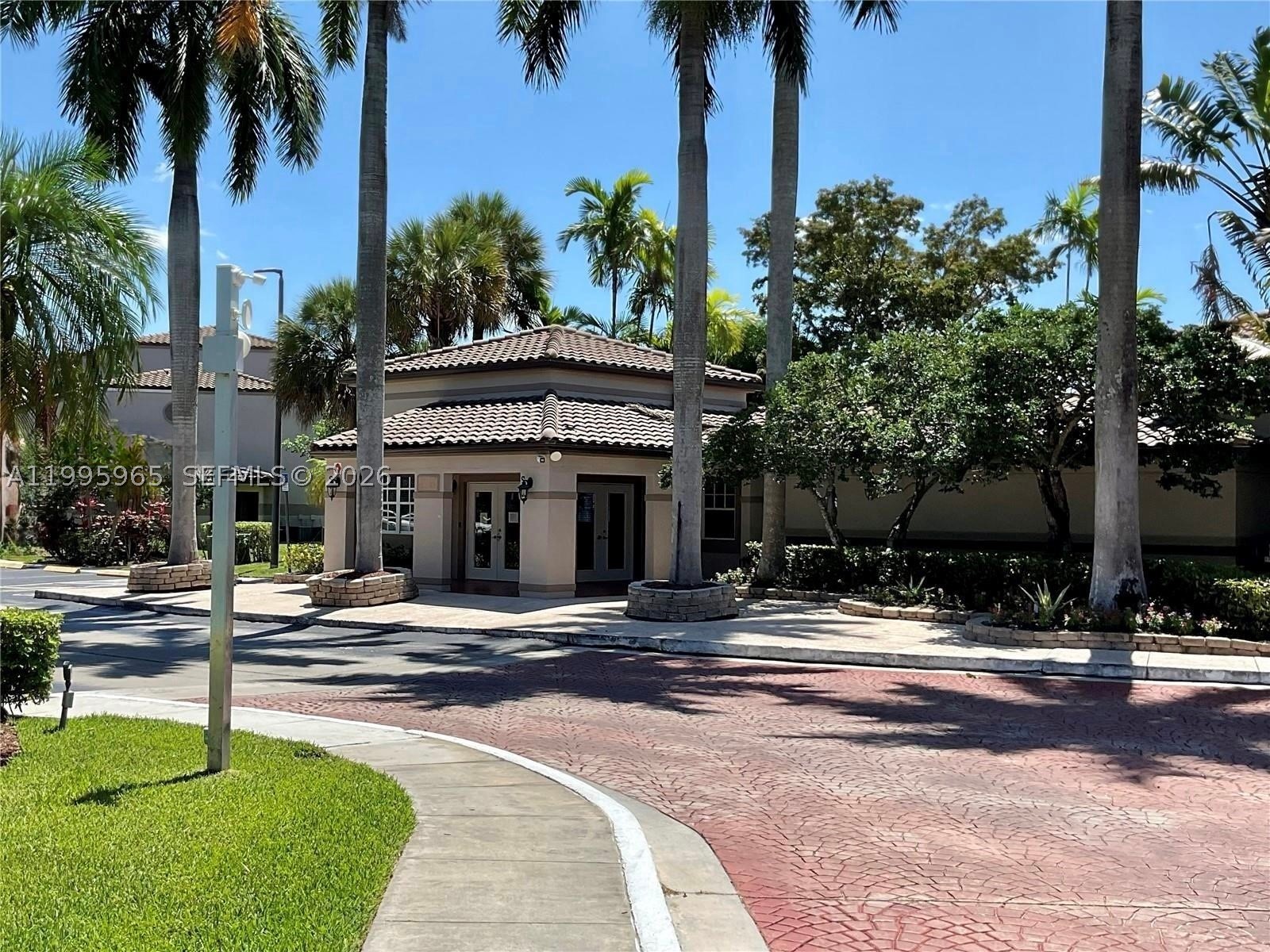 VILLAS DE VENEZIA CONDO - Residential