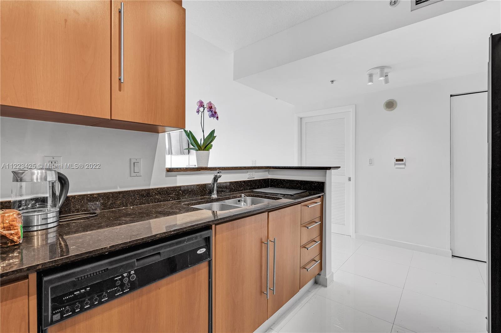 ONE MIAMI EAST CONDO - Residential Lease
