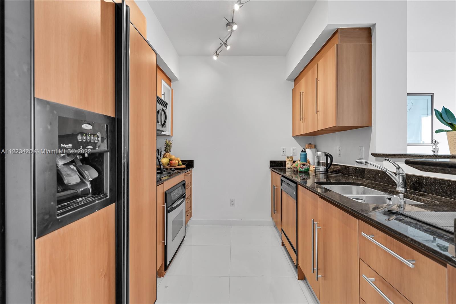ONE MIAMI EAST CONDO - Residential Lease