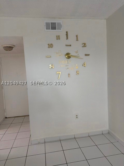 INTERNATIONAL TOWERS COND - Residential Lease