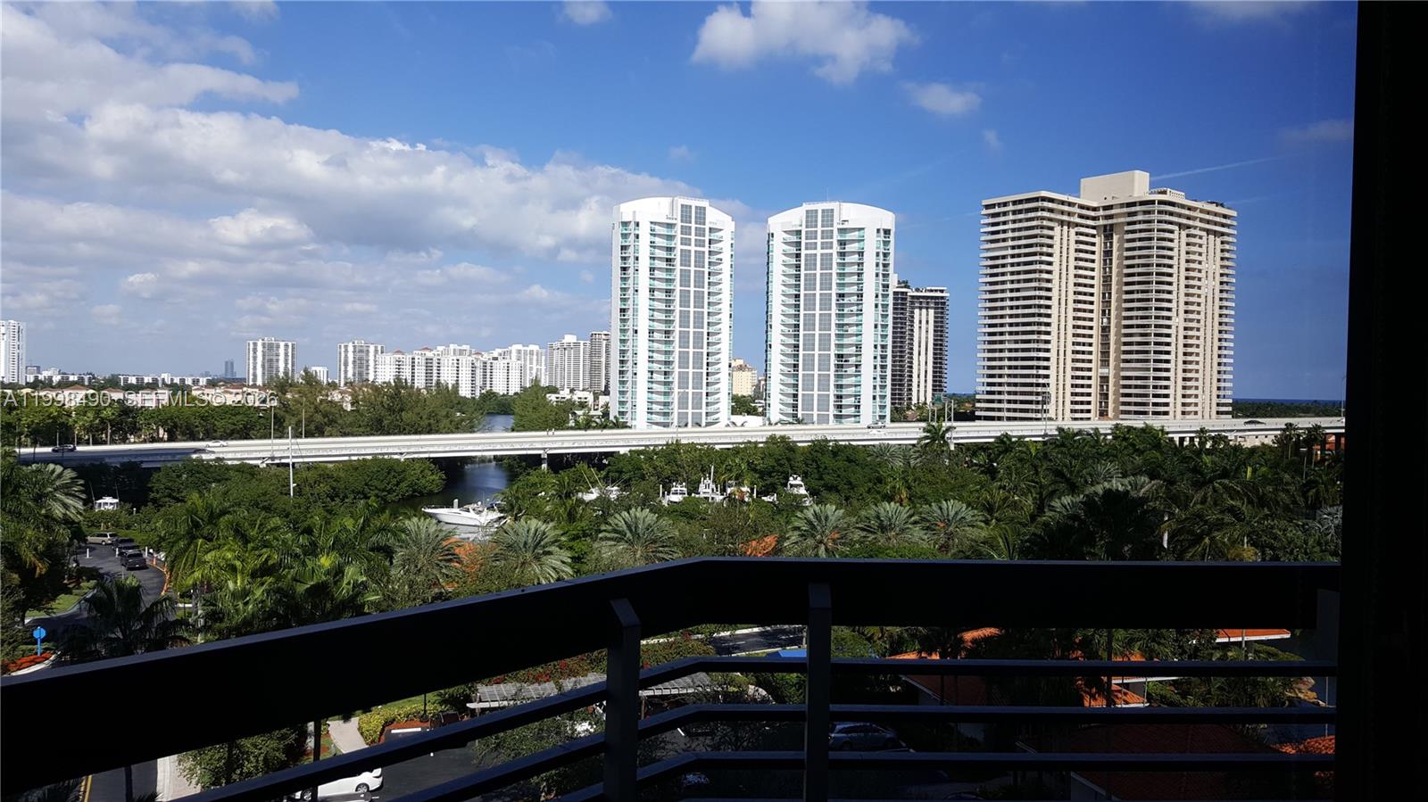 MYSTIC POINTE CONDO NO ON - Residential Lease