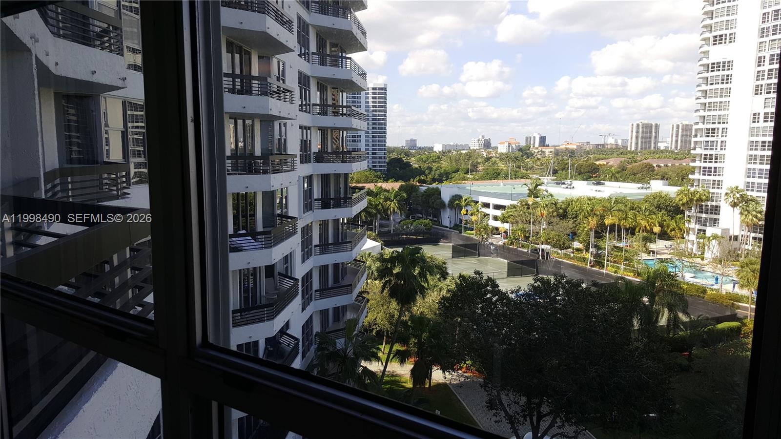 MYSTIC POINTE CONDO NO ON - Residential Lease