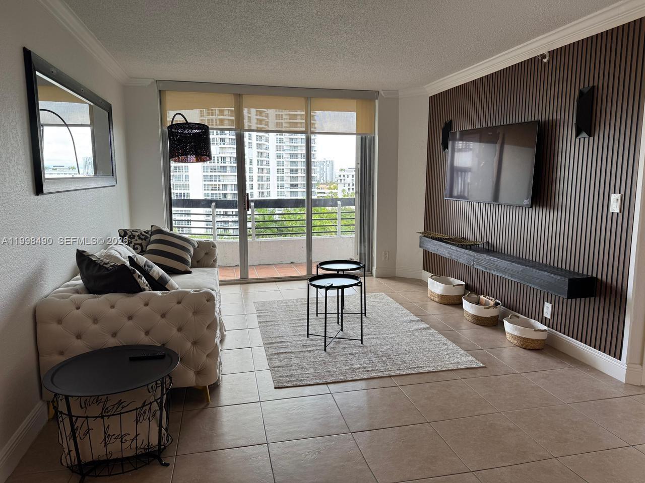 MYSTIC POINTE CONDO NO ON - Residential Lease