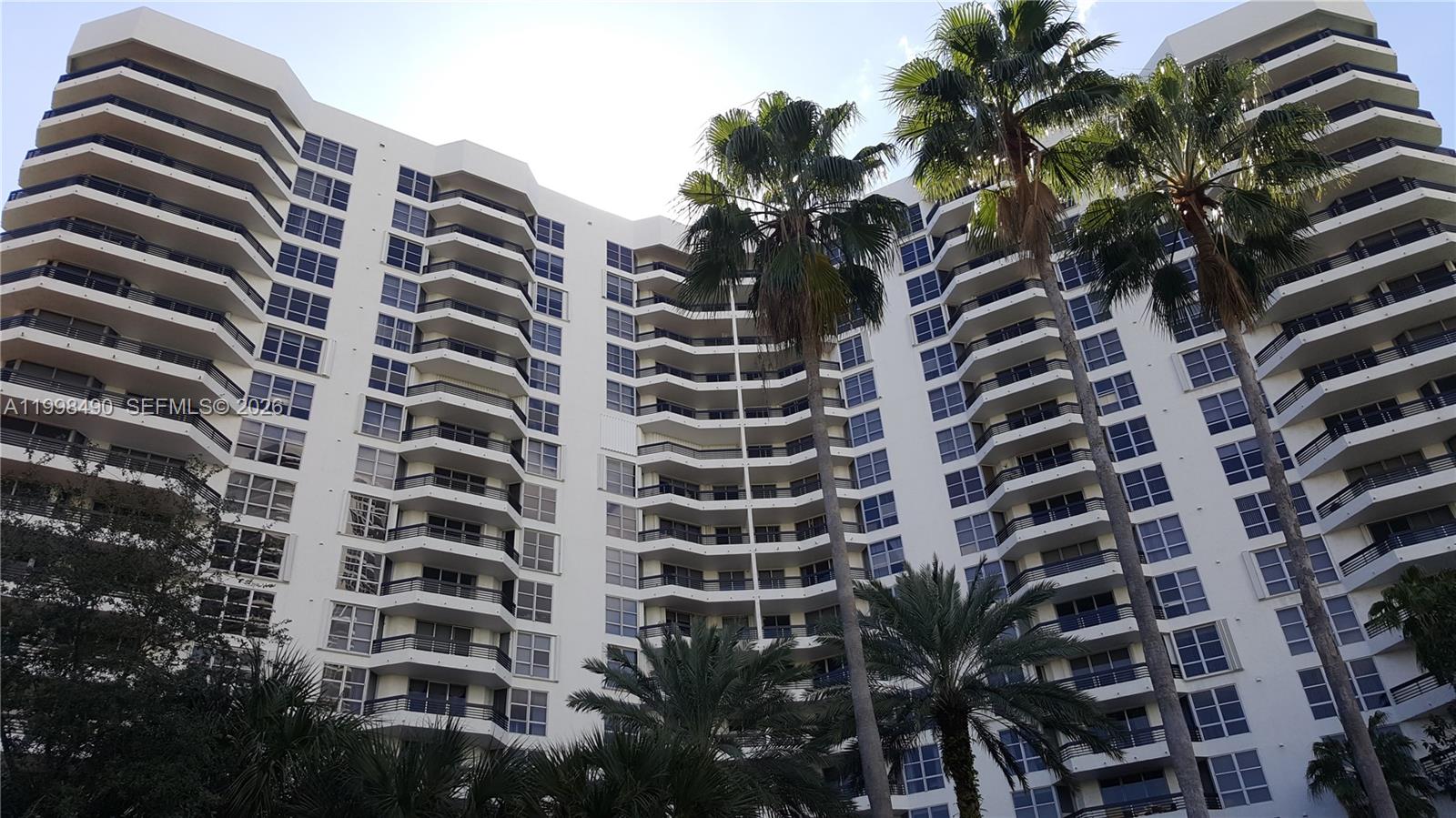 MYSTIC POINTE CONDO NO ON - Residential Lease