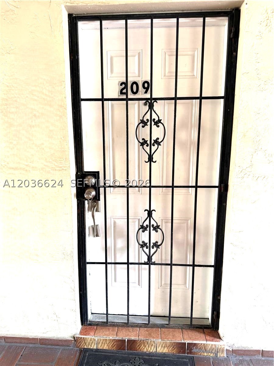 PALMETTO SPRINGS CONDO VI - Residential Lease