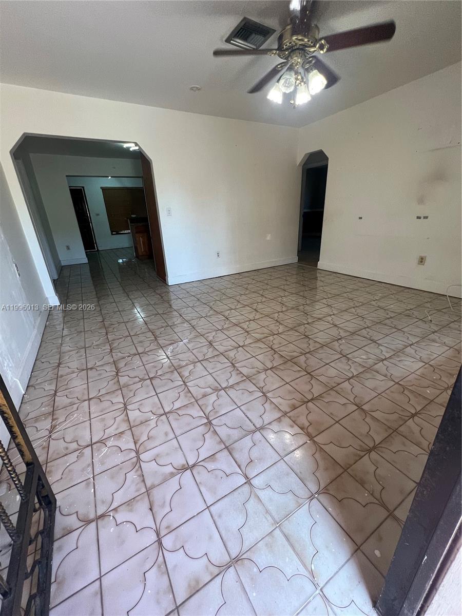 OPA LOCKA 2ND REV PL - Residential