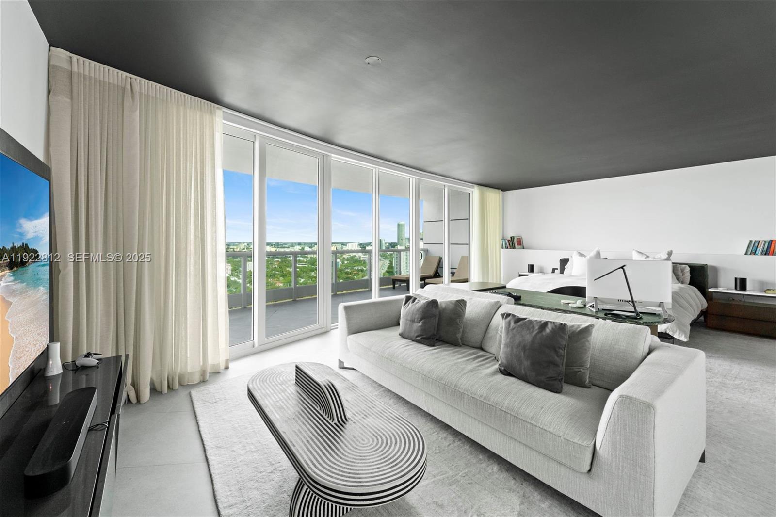 BRISTOL TOWER CONDO - Residential