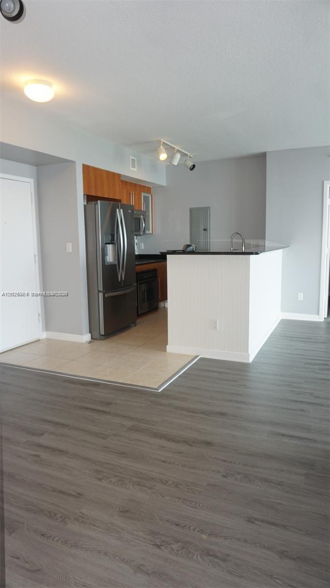 ONE MIAMI WEST CONDO - Residential Lease