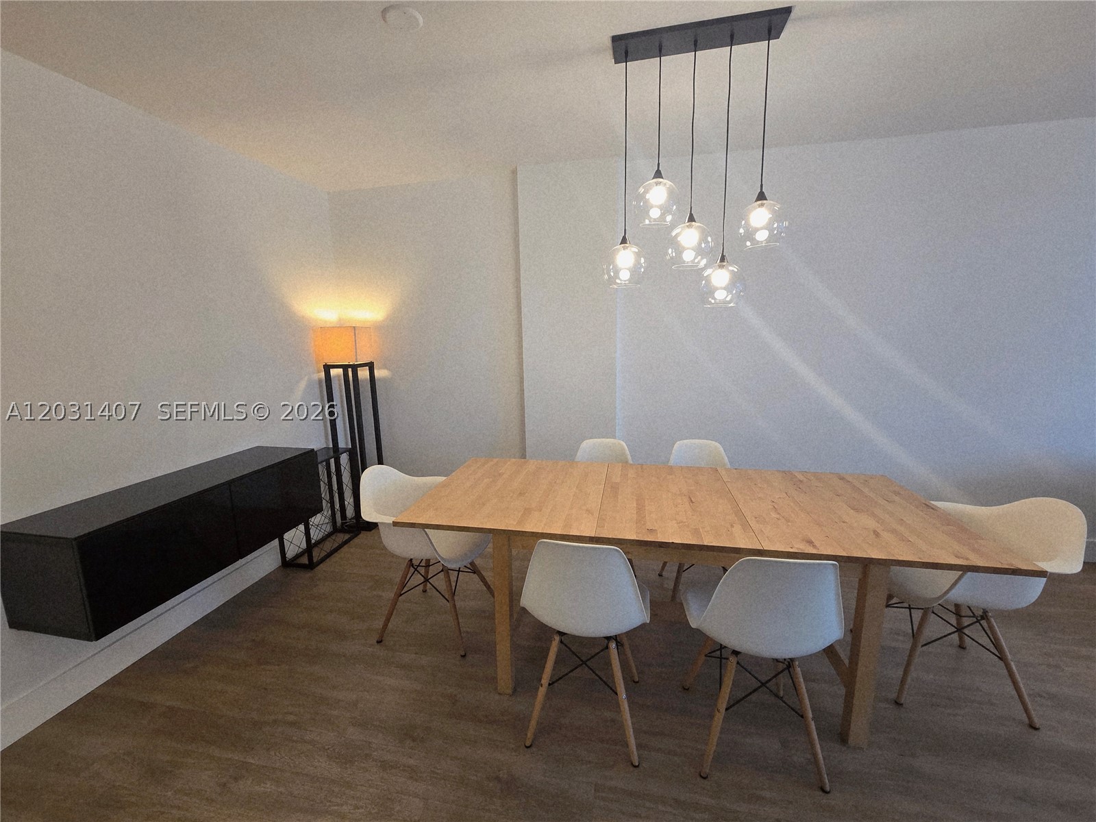 SOUTH BAY CLUB CONDO - Residential Lease