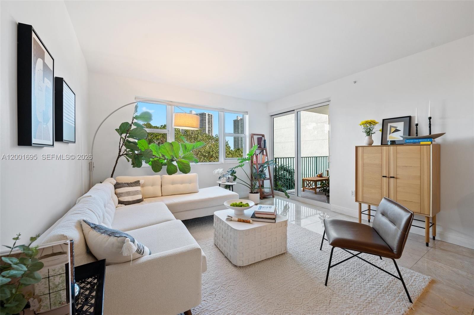 TURNBERRY VLG NO TOWER CO - Residential