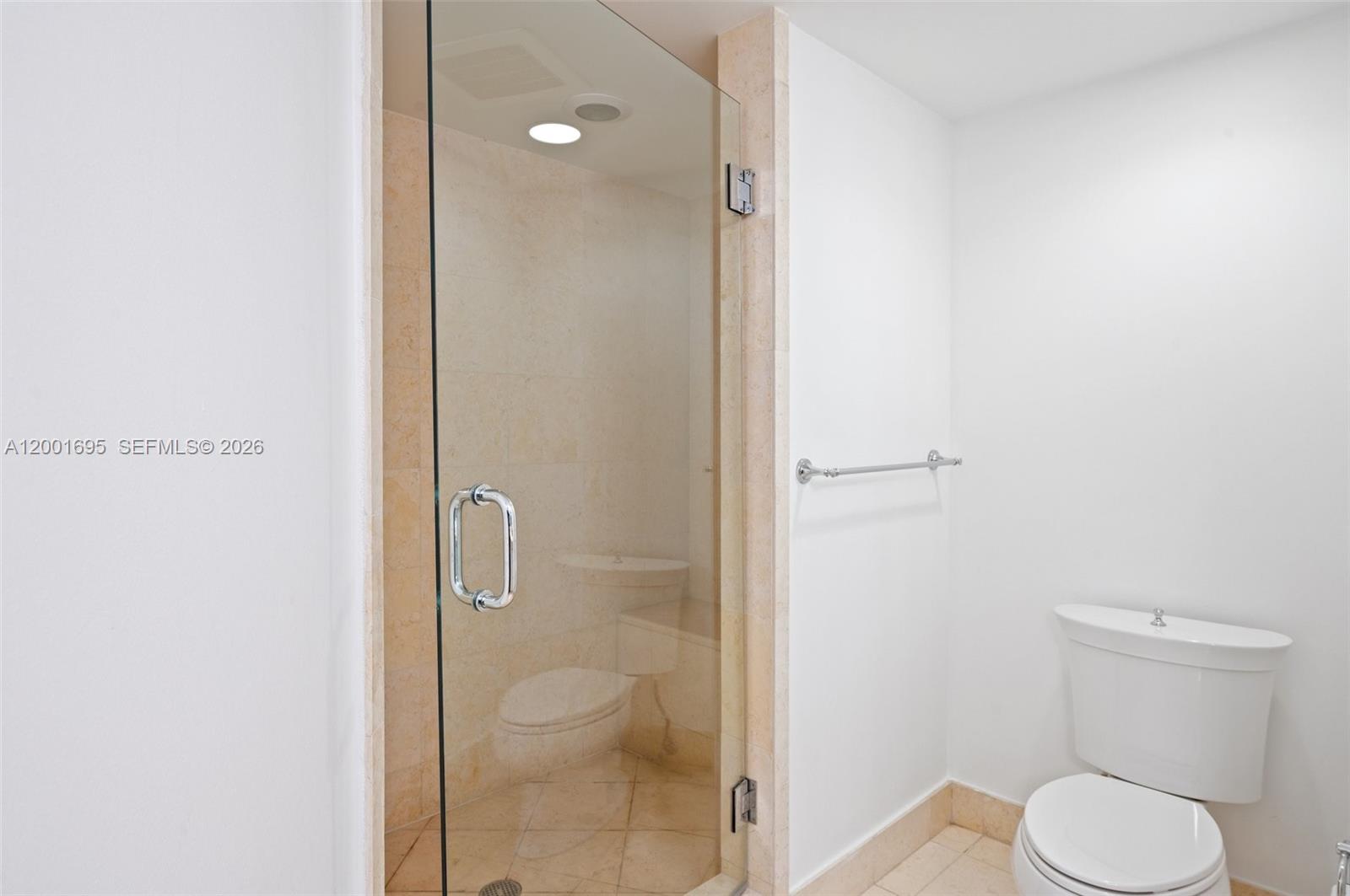 TURNBERRY VLG NO TOWER CO - Residential