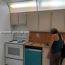 WEST BAY GARDENS CONDO - Residential