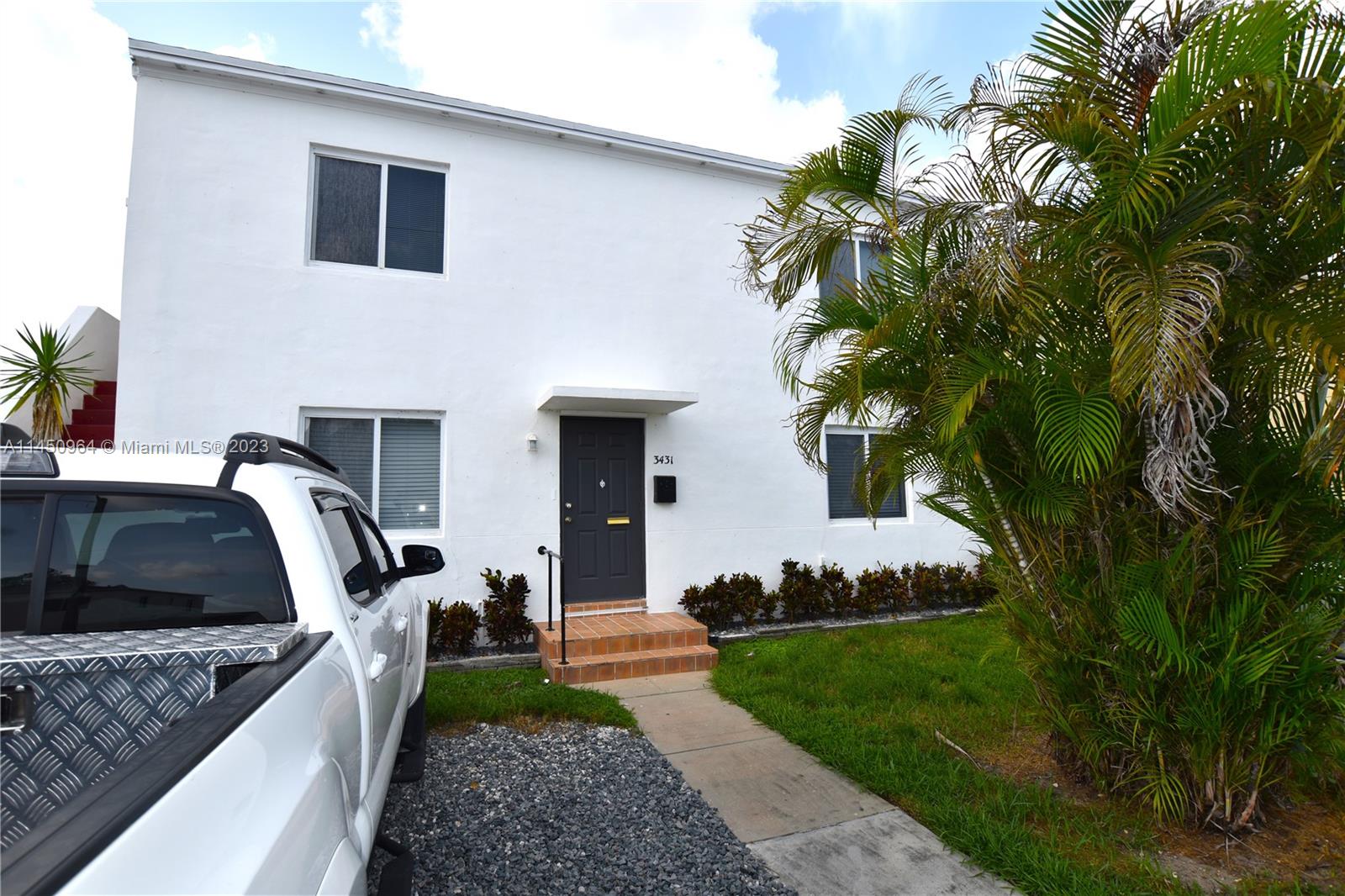 ENGLEWOOD - Residential Lease