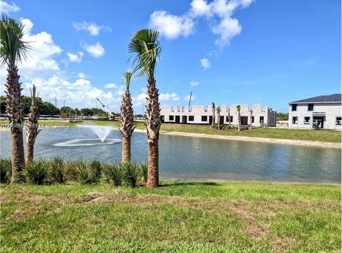 ENCLAVE AT MANGONIA PARK - Residential